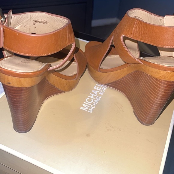 Michael Kors wedges - Picture 5 of 7
